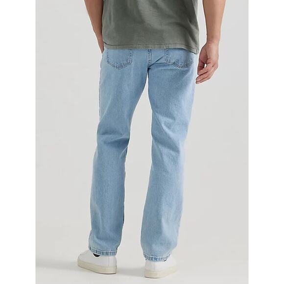 Wrangler Men’s 36x34 Relaxed Fit Straight Leg Jeans Light Wash Denim Cotton USA - Picture 3 of 12